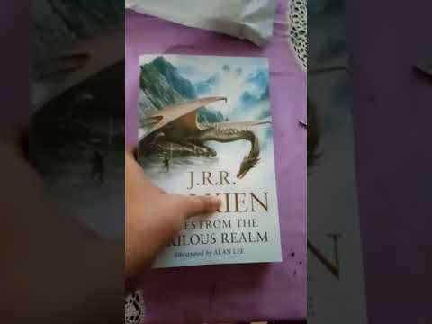 Unboxing My Tolkien Book