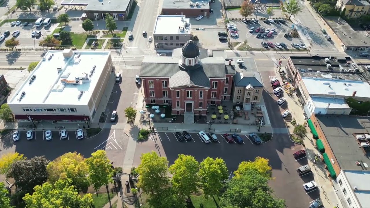 Luxury Real Estate Video with Voice-Over - Art of Home