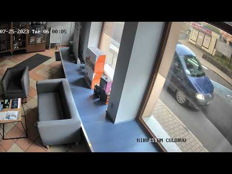 Obraz z kamery HIKVISION DS--2CD1047G0-L 2.8MM 4MP ColorVu