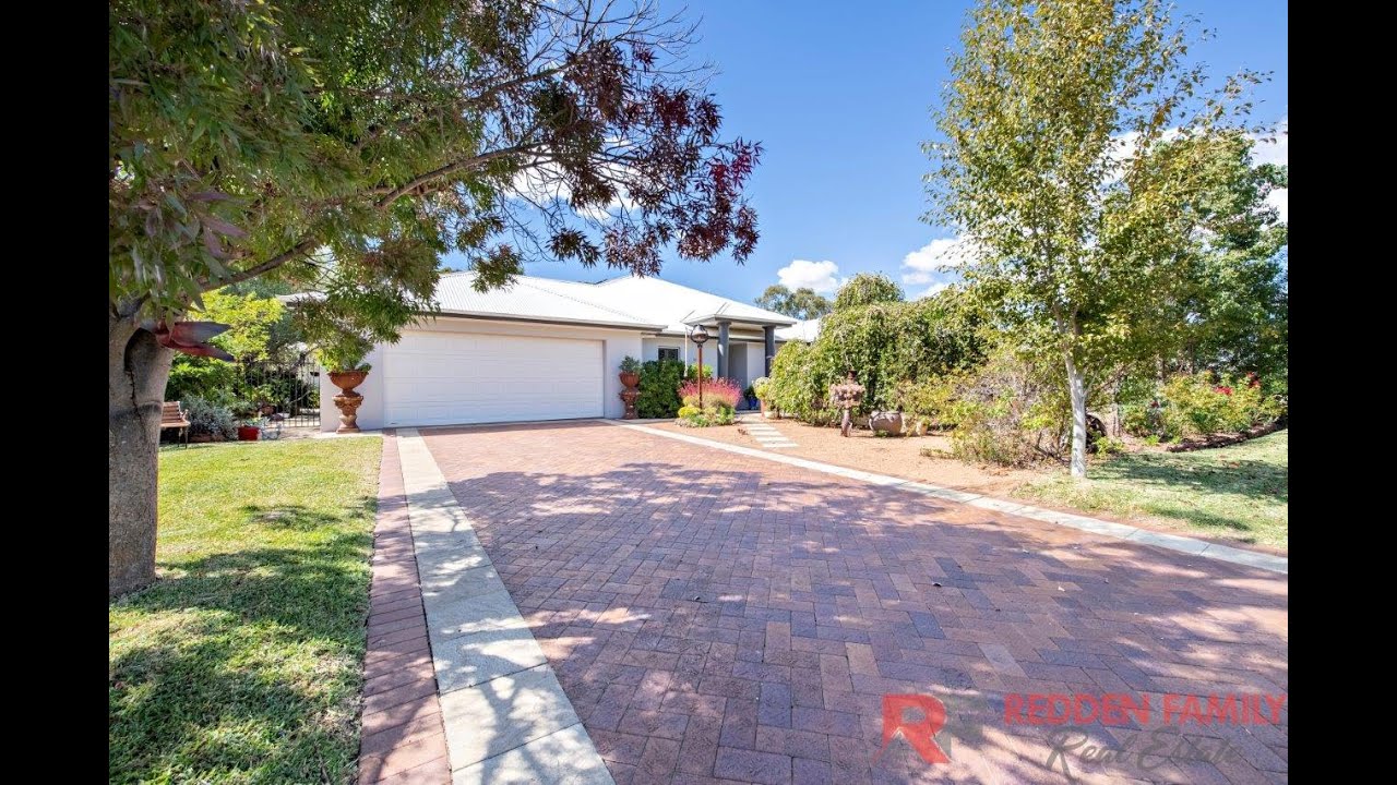 Dubbo real estate for sale Showcasing 18 Turnberry Terrace, Dubbo