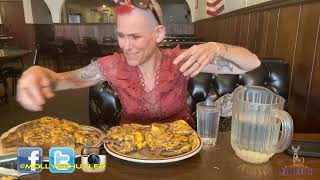 CHUBBIES 5LB BURGER SPEED CHALLENGE | NEW FOOD RECORD | MOM VS FOOD