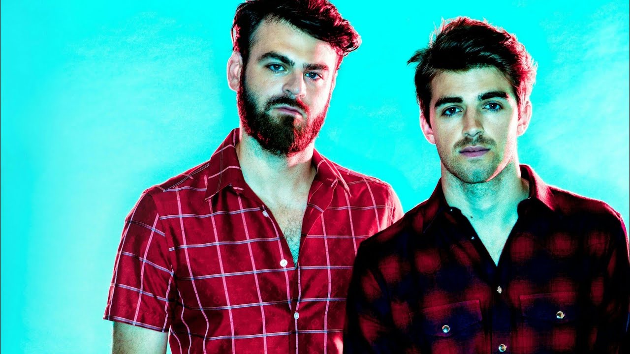 Группа чейнсмокерс. Дрю таггарт музыкант. Группа the chainsmokers. The chainsmokers unrealised. Chainsmoker pressure.