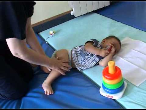 Video: Mogu li bebe puzati sa 4 mjeseca?