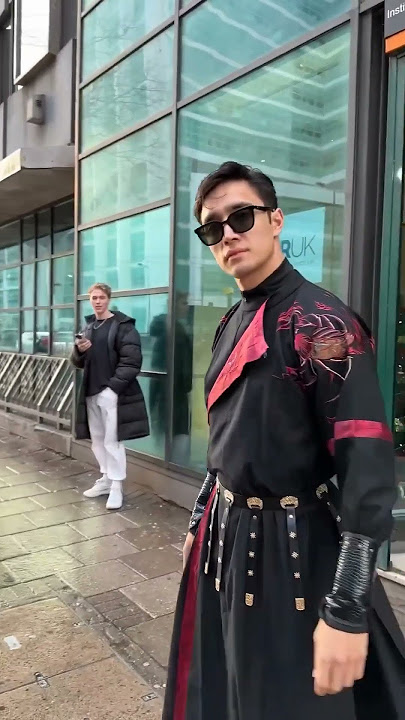 Street fashion (Miles Moretti)