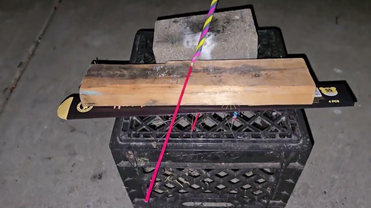 Пятничный вечер: бенгальский огонь в стиле Ханниби от Panda / Winda Fireworks