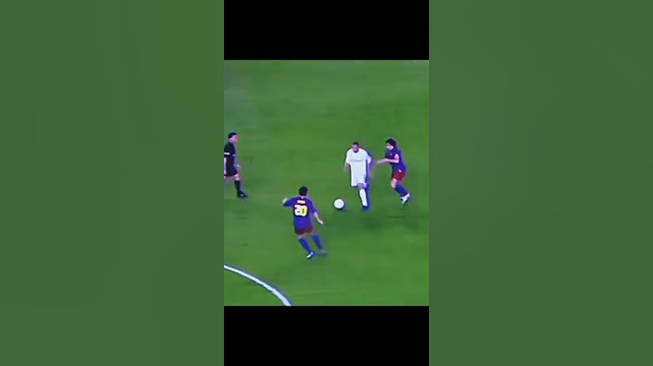 Ronaldo Nazario took revenge on the referee 😁😁👏👏 #football #ronaldonazario #revenge #recommended