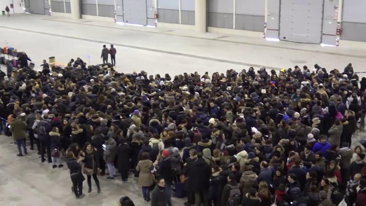 Concorso Inps a Roma, i candidati sfidano neve e ghiaccio per il posto fisso