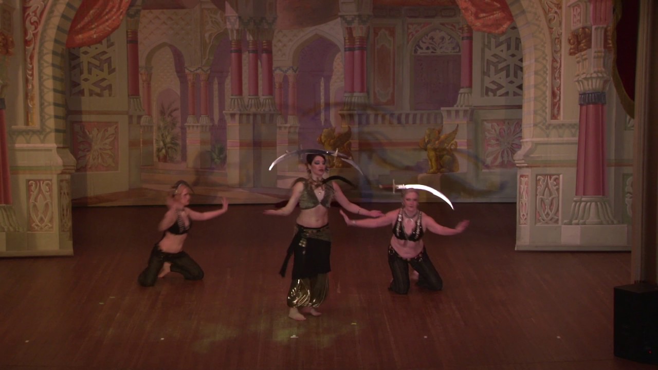 Silvia Salamanca & Alagia Performing at Migrations 2017