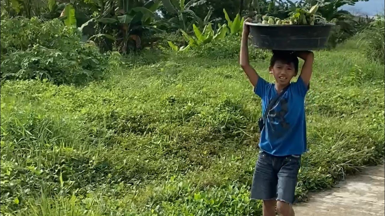 Maka labay daw siyag Jollibee ego nalang daw siya sapag tan aw 💔😭 Kay wala man daw Siyay  kwarta 💔😭