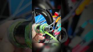 Download Lagu Bicycle bottom bracket maintenance and lubrication. The bike squeaks MP3