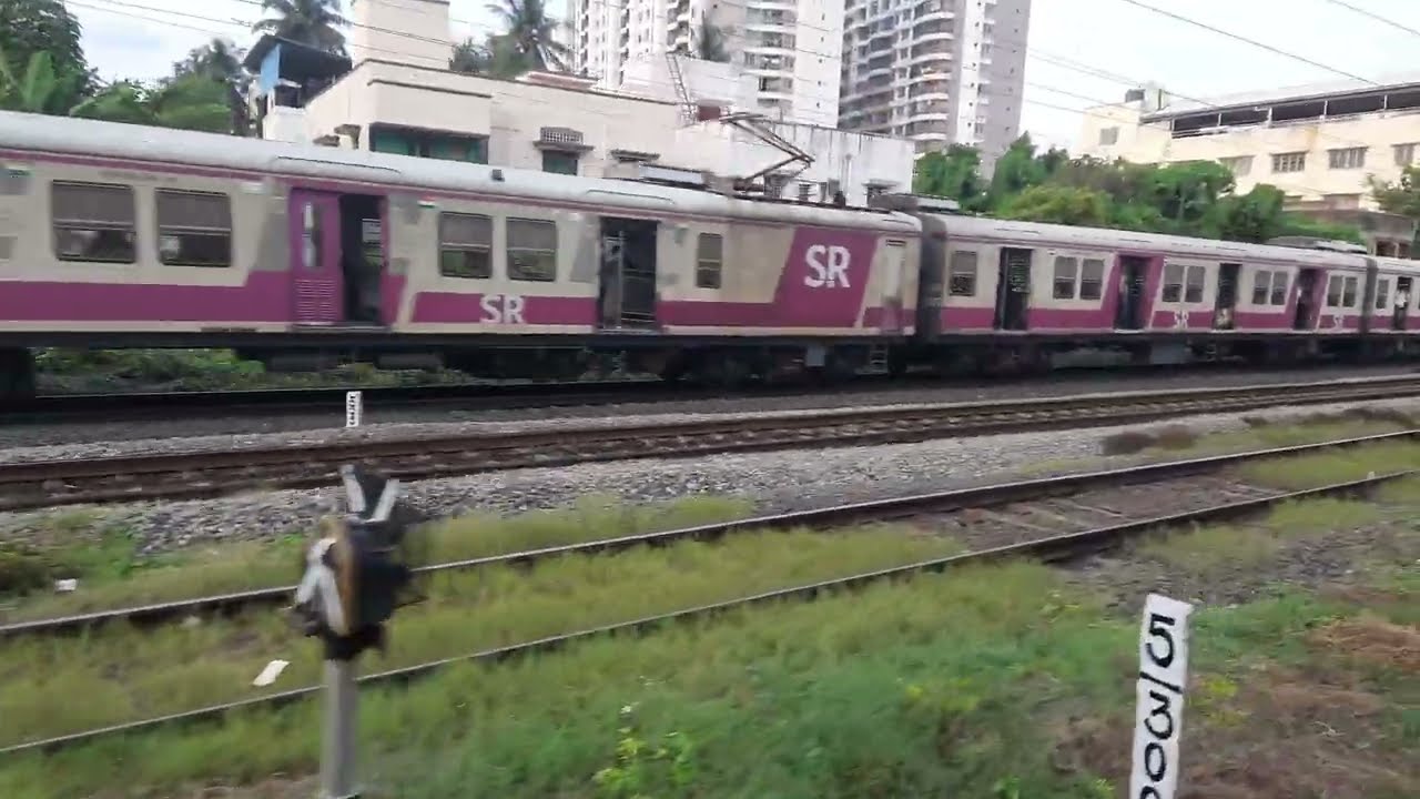 TRAIN RACE BETWEEN EMU VS CIRCAR EXP.