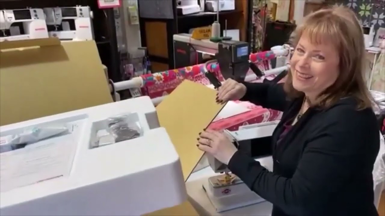 Unboxing Bernina 590 Crystal Edition at the University of Sewing