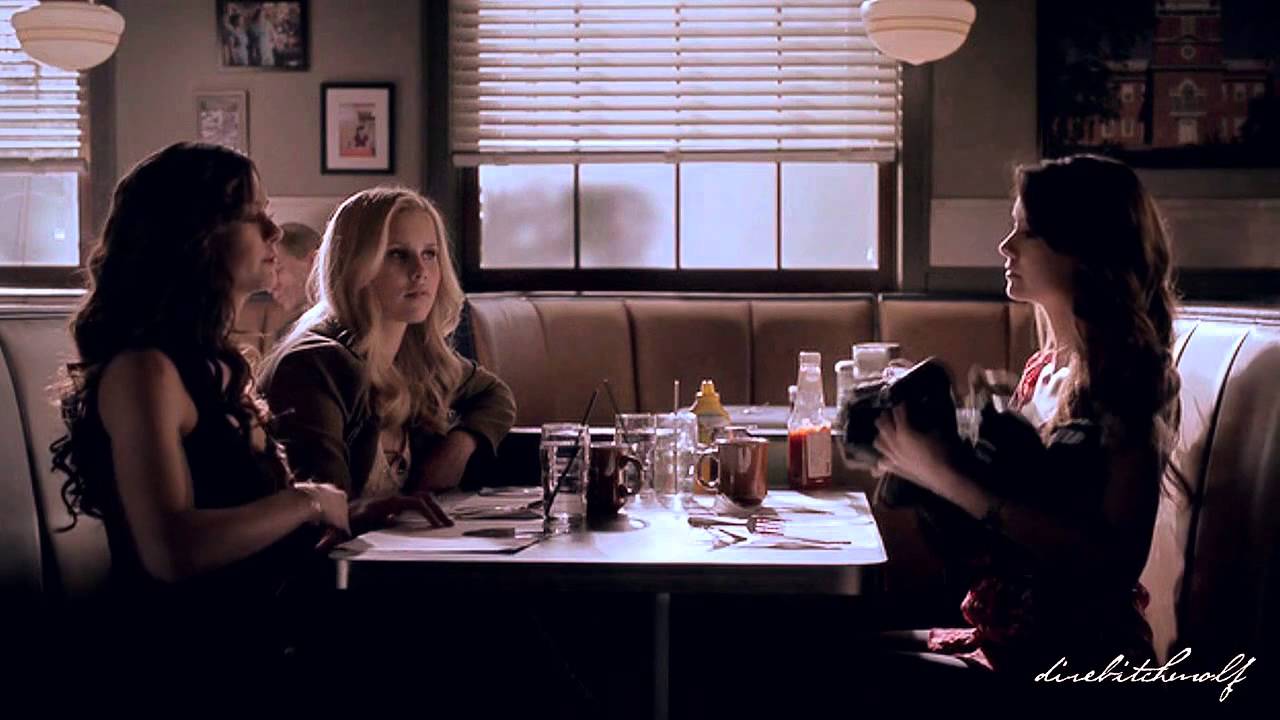 Katherine and Elena| mother and daughter [AU]