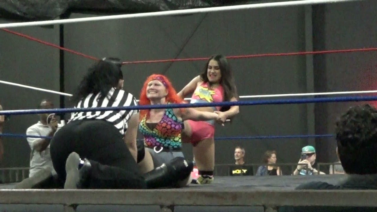 Divison Pro Women's Contender Match: Eliza Haze vs Spunky Stallone