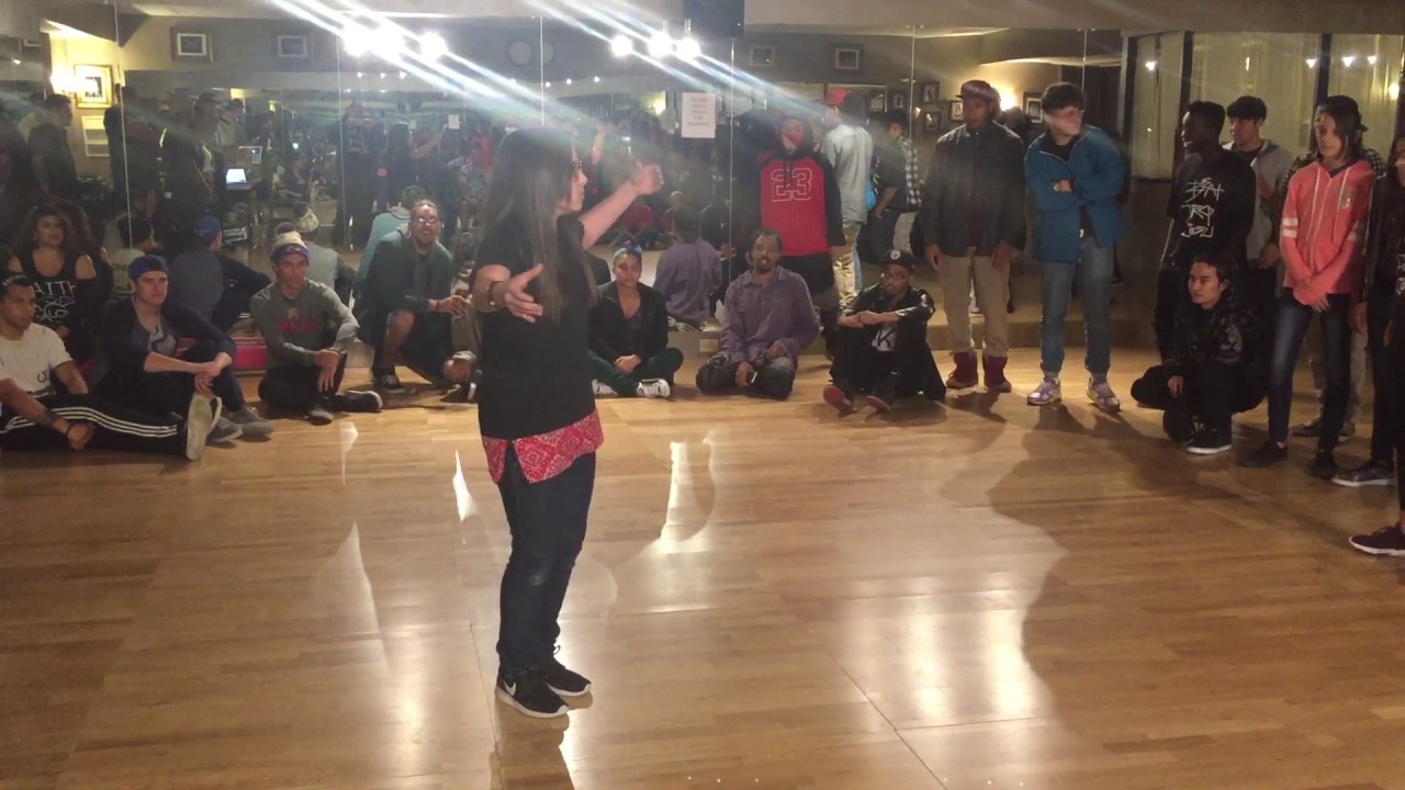 Jazzy Fresh (JB) vs Lil Klutz(BDK) popping Rd 1 at Cant Stop the Rock 2