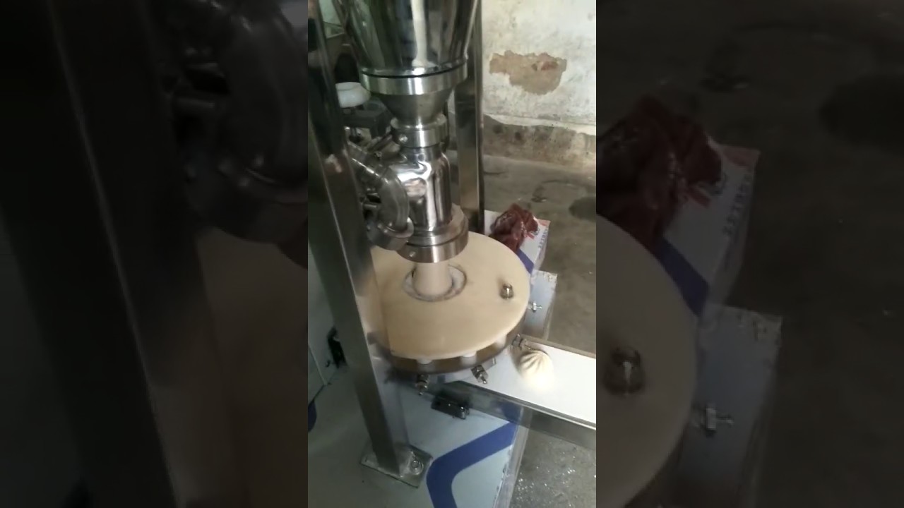 Two hopper stuffing bun Baozi machinery,steamed bun dumpling machine