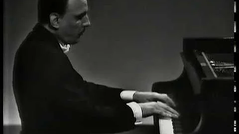 Arturo Benedetti Michelangeli plays Debussy - Imag...