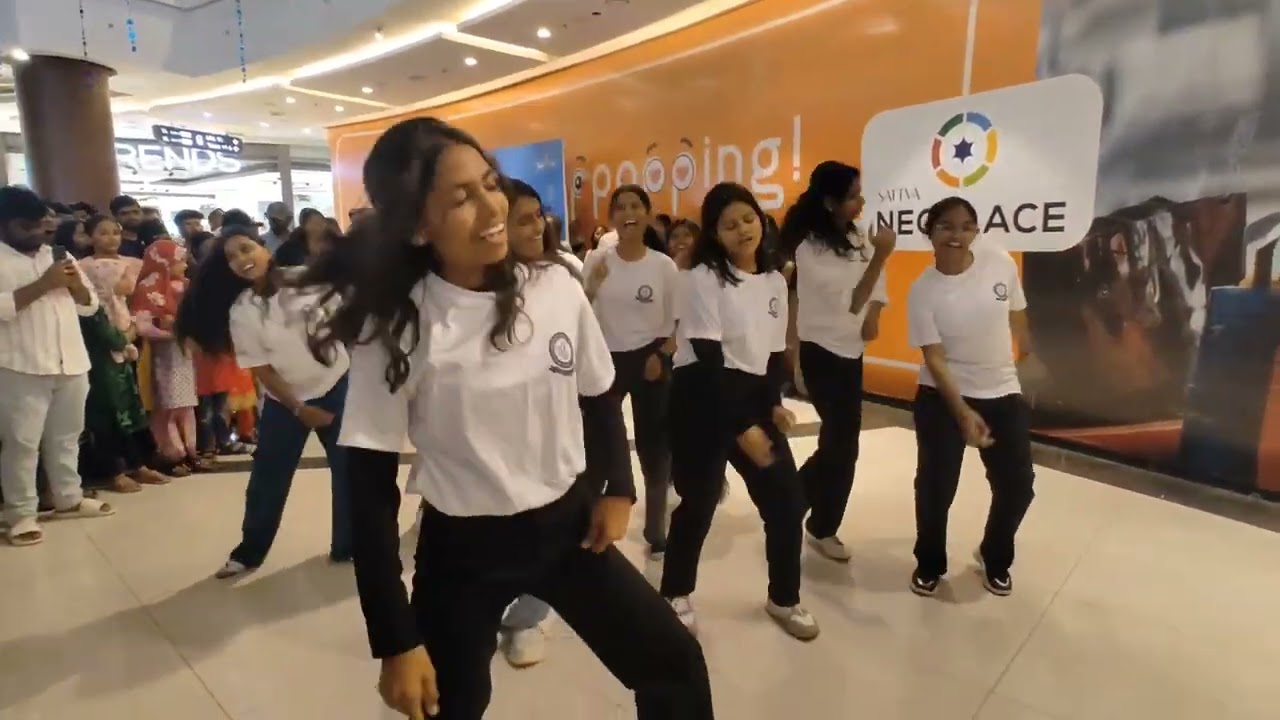 Unveiling the Spirit of Aakriti 2K25 | Flashmob @ Sattva Necklace Mal | JBREC Fest Reveal.