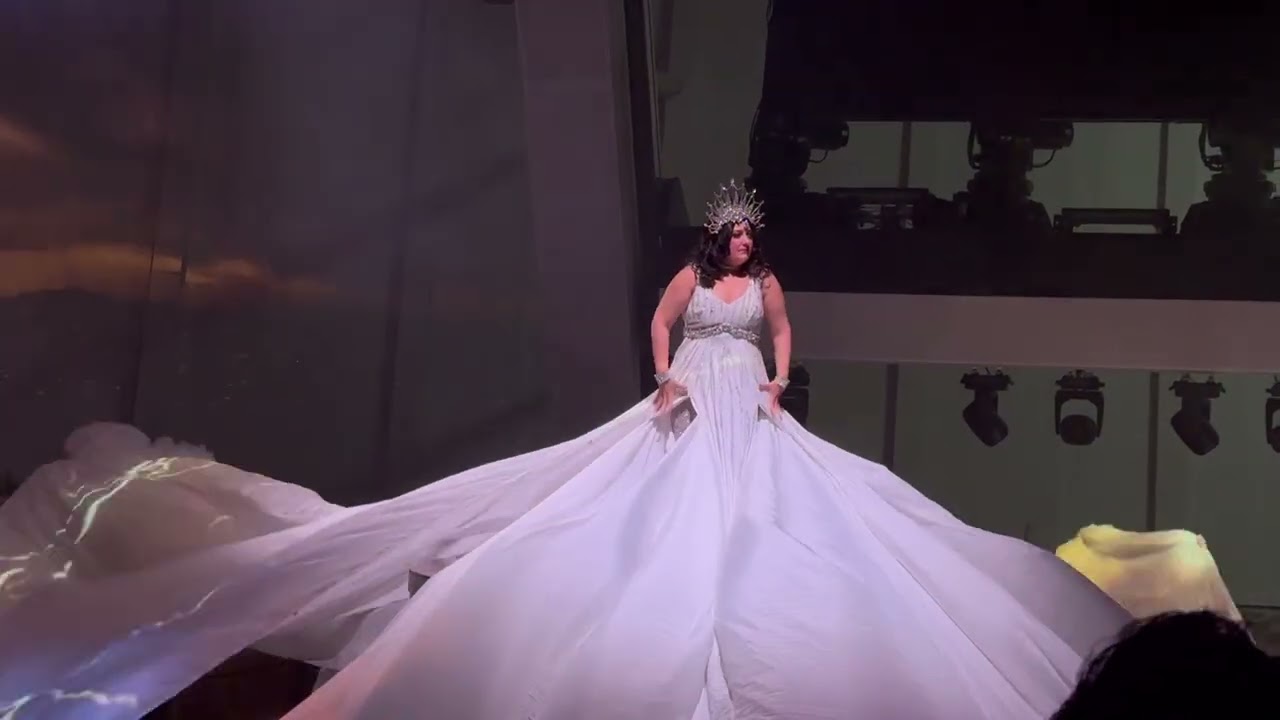 Starwater show quantum of the seas signature show yengbei full video ne ☺️