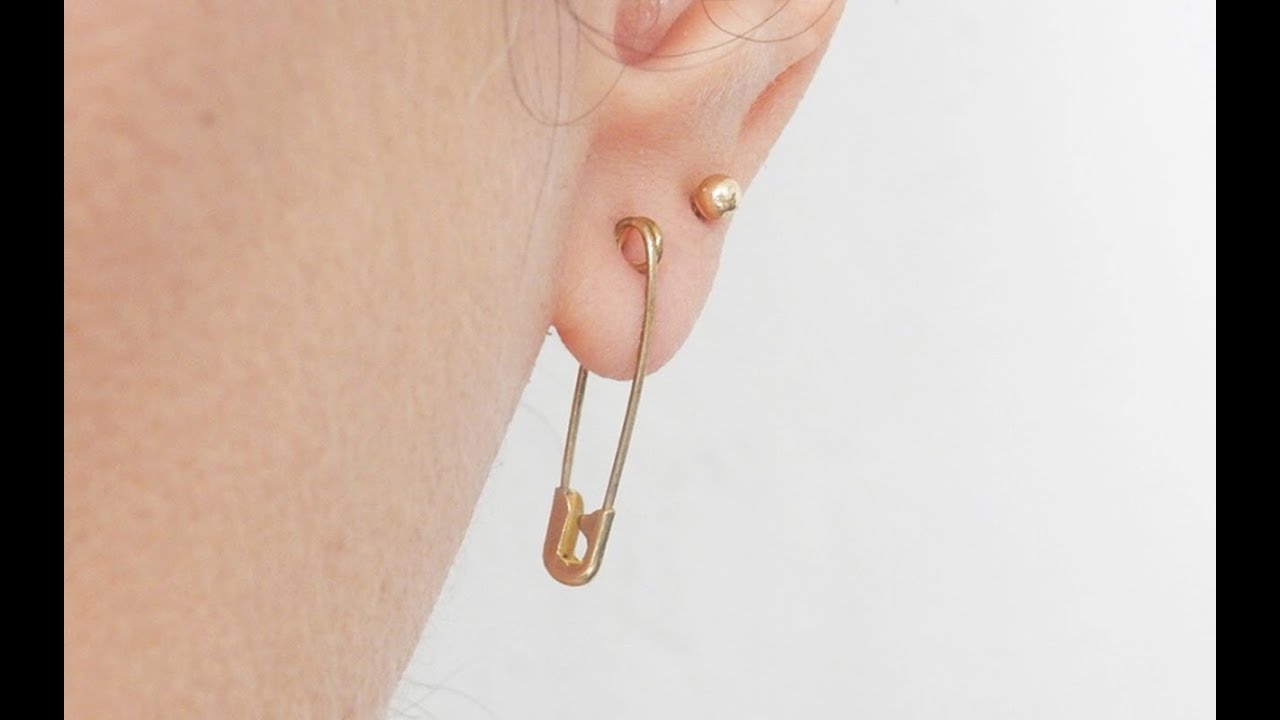 Amazon.com: 14K Rose Gold Safety Pin Earrings for Women - Pair: Clothing,  Shoes & Jewelry