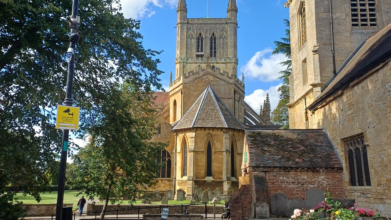 Pershore Abbey and Gardens