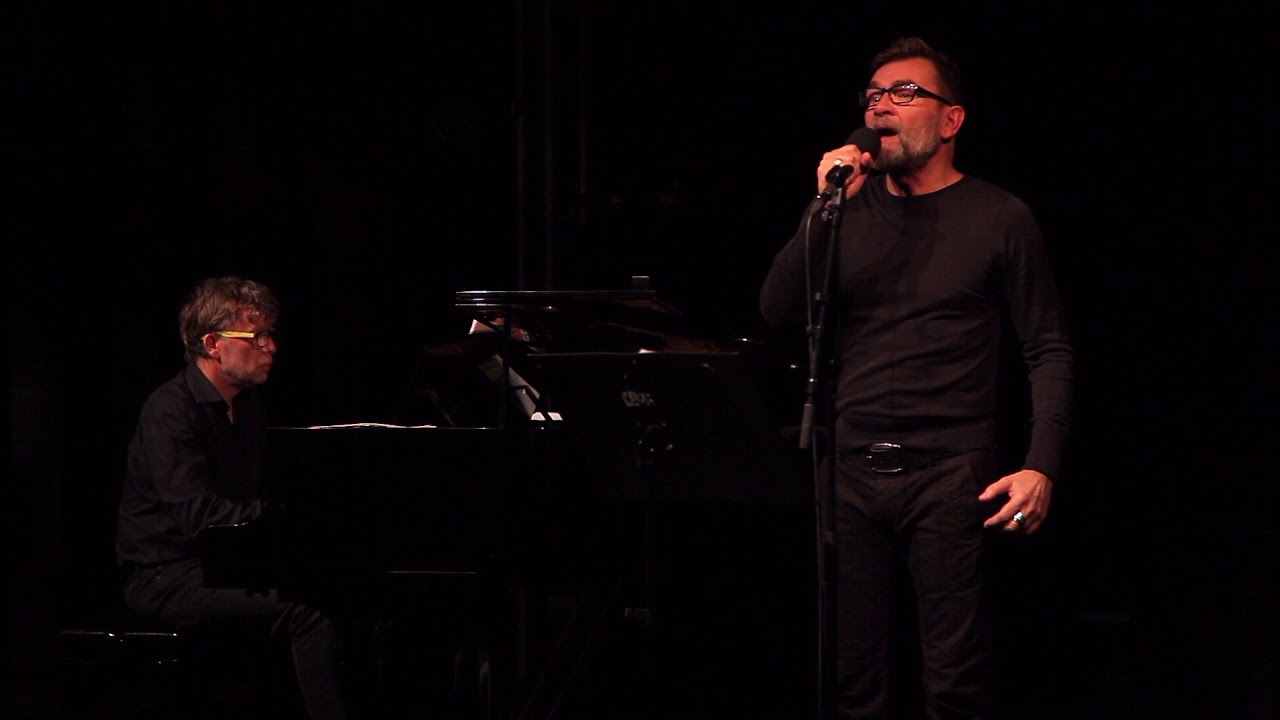 "KOMM ZURÜCK",  FREIHOF singt KARMA