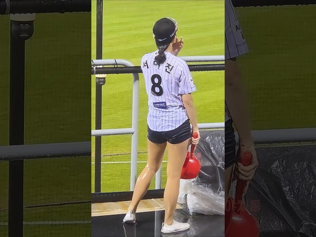????[썸머홀릭] 흠뻑 젖어서 물광채 나는 서여진 뒤태 핏 ????✨ 서여진 Seo Yeojin 徐如辰 치어리더 직캠 fancam