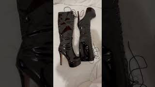 My high heels super sexy boots #latexitaly #latexlovers  #latexfashion #rubberman #stivali #boots
