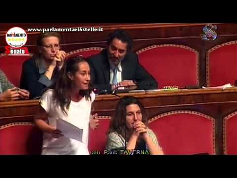 Jobs Act, Paola Taverna spara a zero su Renzi