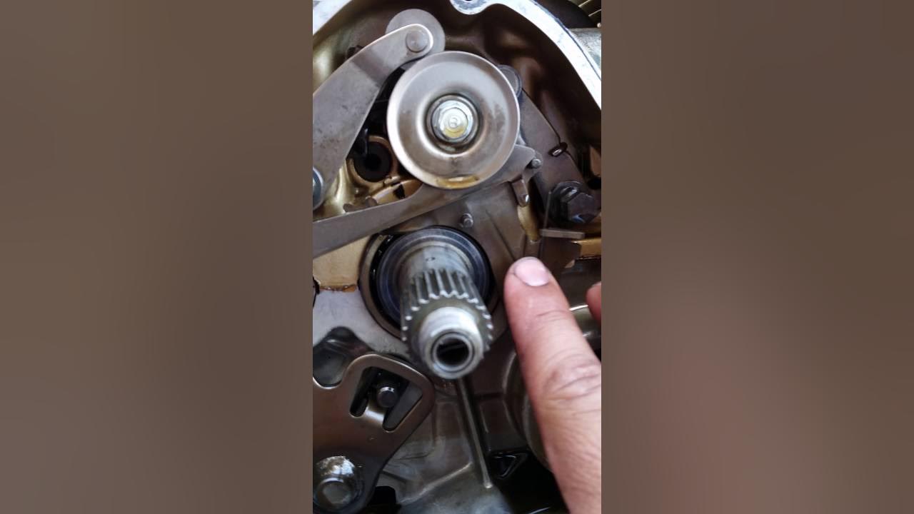 CB400 Clutch - YouTube