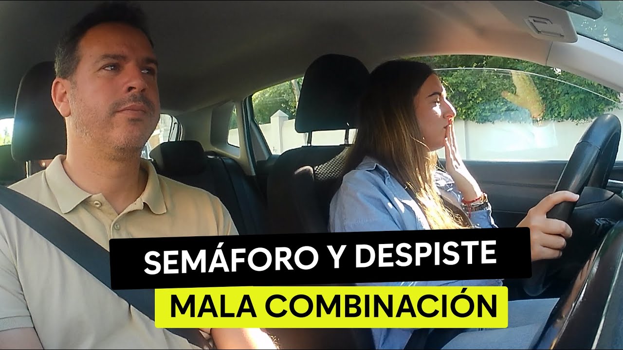 🚦⚠ UN SEMÁFORO Y UN DESPISTE SIEMPRE ES UNA MALA COMBINACIÓN ⚠🚦