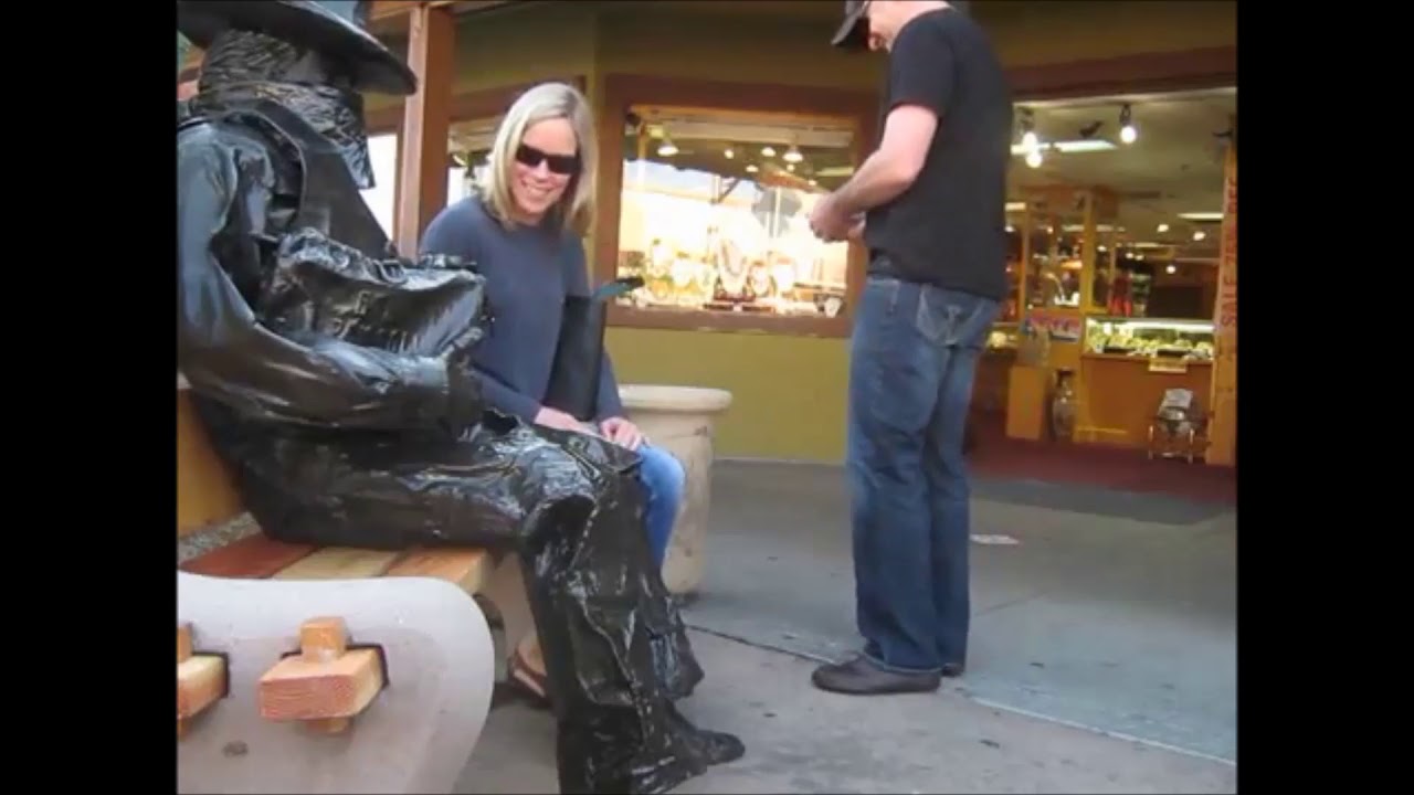 Bronze Cowboy!  The statue that's ALIVE!!!