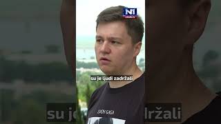 U vozilu javnog gradskog prevoza, kako tvrdi, fizički je napadnut drag performer Aleksandar Savić.