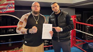 DIE DRECKIGE SEITE DES BOXENS ⎮ Betrogen von Don King mit Mahmoud Charr ⎮ MAX CAMEO
In diesem Video zeige ich mit meinem Freund @mahmoudcharr-vonderstraezu5280 die ganze Wahrheit zu dem Skandal im Bezug auf die Verteidigung seines offiziellen WBA Titels #dieechten
*Werbung
Mein Sponsor ► BPS PHARMA - 4GYMREBELZ
LINK ZU DEN PRODUKTEN
► https://not4pussy.de/?sPartner=maxcameo
15% SPAREN MIT CODE: DIEECHTEN15
Ihr supportet mich und meine Videos mit dem Rabattcode
*Video unterstützt durch Produktplatzierung
Die andere Version des Videos, findet ihr auf Mahmouds Kanal:
https://youtu.be/g69kkD1AGOg
► ABONNIEREN ► https://www.youtube.com/maxcameo
FOLGT MIR:
► https://www.instagram.com/maxcameo
► https://www.facebook.com/maxcameoreal
► https://www.tiktok.com/@maxcameo
ONE TRIBE
► https://www.one-tribe.info
► https://www.instagram.com/onetribe.world
HILLSIDE TATTOO/ MEIN STUDIO
► https://www.instagram.com/hillsidetattoo
► https://www.hillsidetattoo.de DIE DRECKIGE SEITE DES BOXENS ⎮ Betrogen von Don King mit Mahmoud Charr ⎮ MAX CAMEO