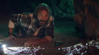 Young people enter a cave and emerge after 5000 years without aging - Time Trap movie summary