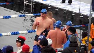2010 World Winter Swimming Championships-JR-Breaststroke relay 0-150 WWSC2010.AVI