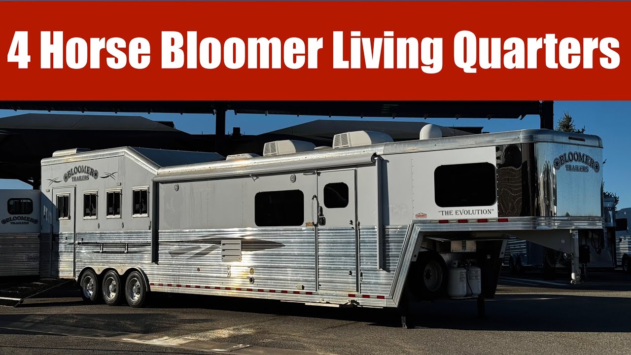 Bloomer 4 Horse Gooseneck Living Quarters
