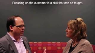 How Employee Engagement Drives Customer Experience and ROI