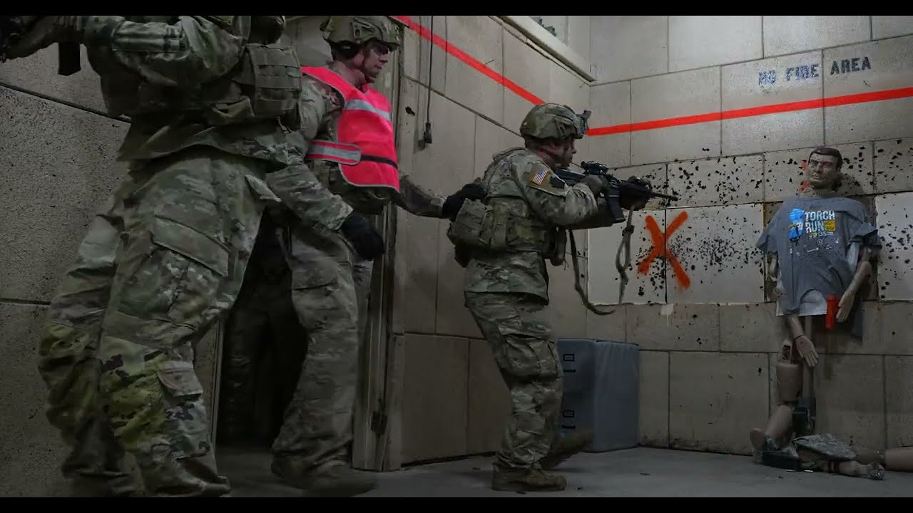 Clearing Rooms with B Co 1-112th | Live Fire Shoot house