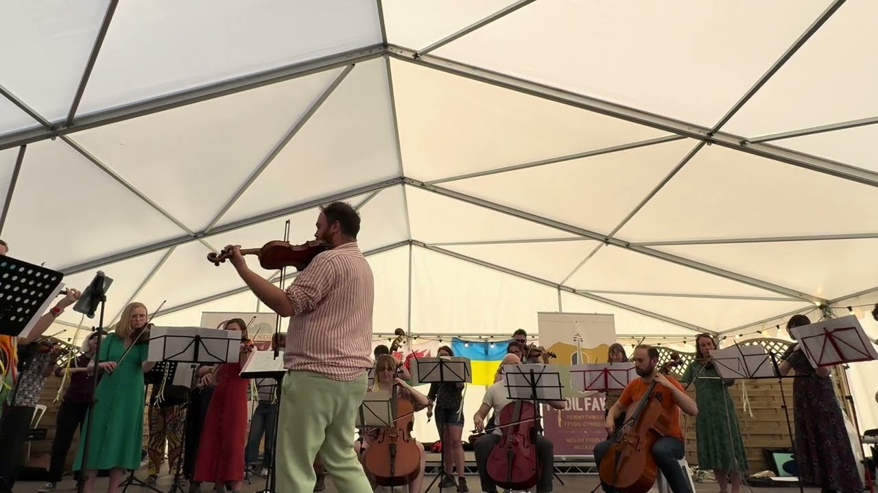 Jigidi Jigs - Bagad Grwndi