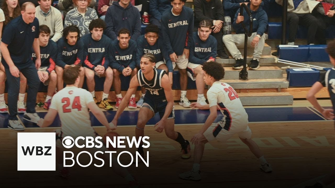 Lawrence basketball star headed to Yale credits parents for showing him how to work hard