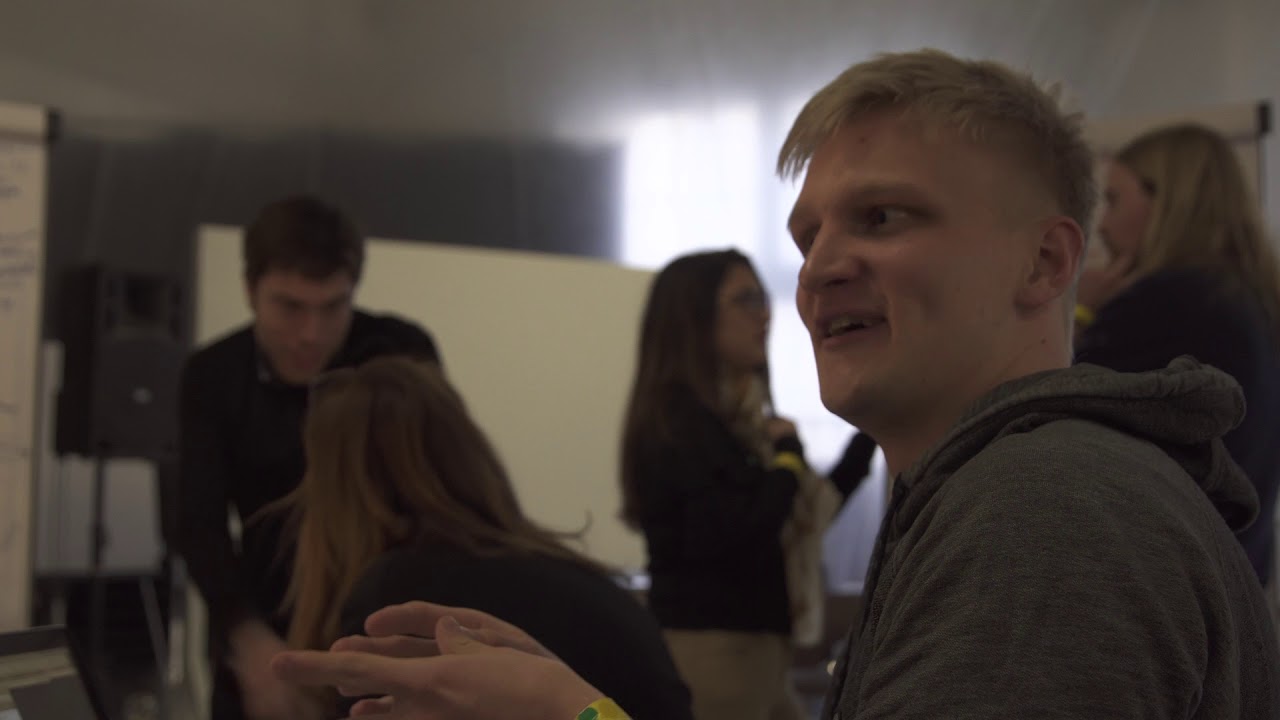 Berlin Legal Tech 2018 Hackathon - V1 - YouTube