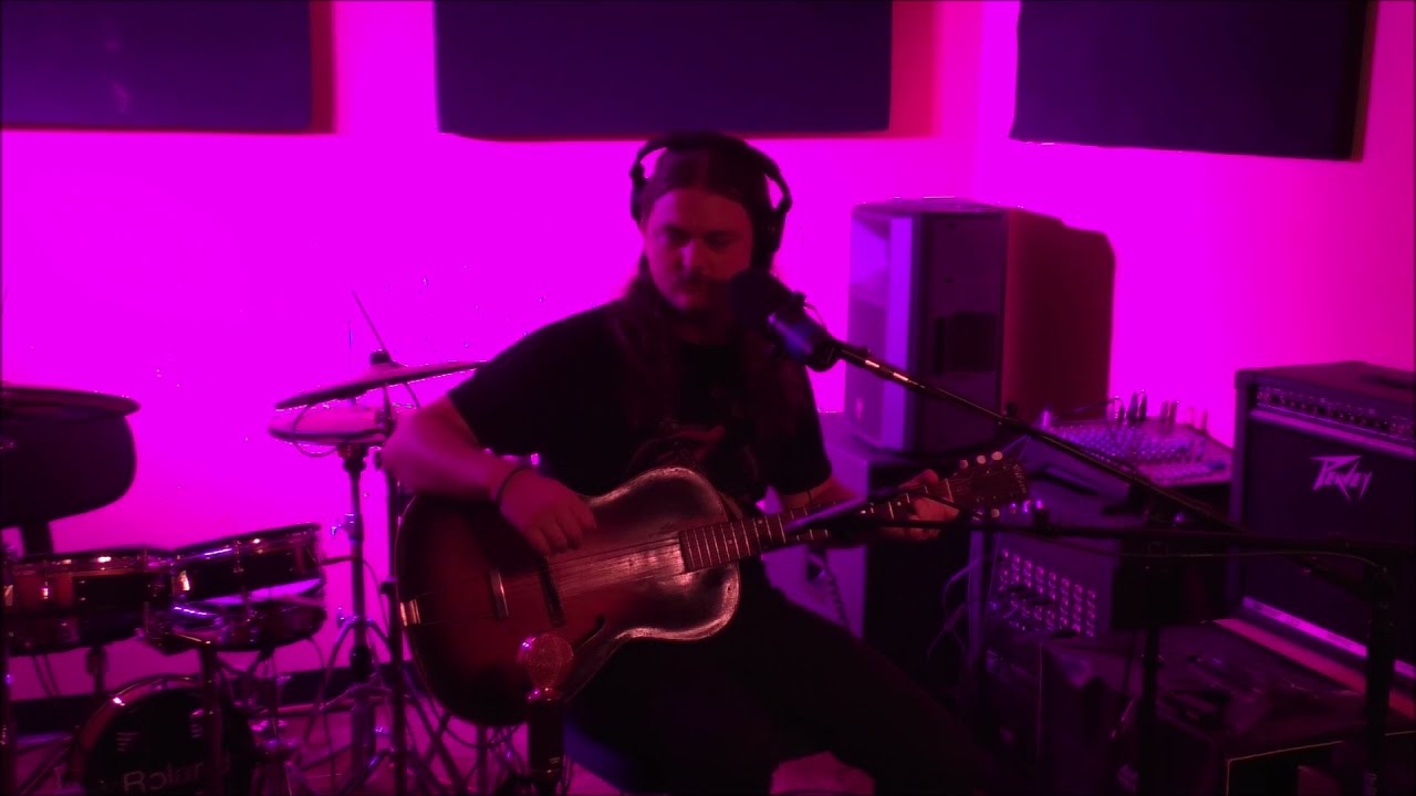 Dire Gnome - Acousticrit Live Video