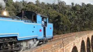 DD17 1049 at Zig Zag Queen's Birthday Weekend