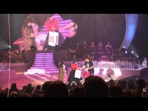2009鳳飛飛《祝你幸福》演唱會片段