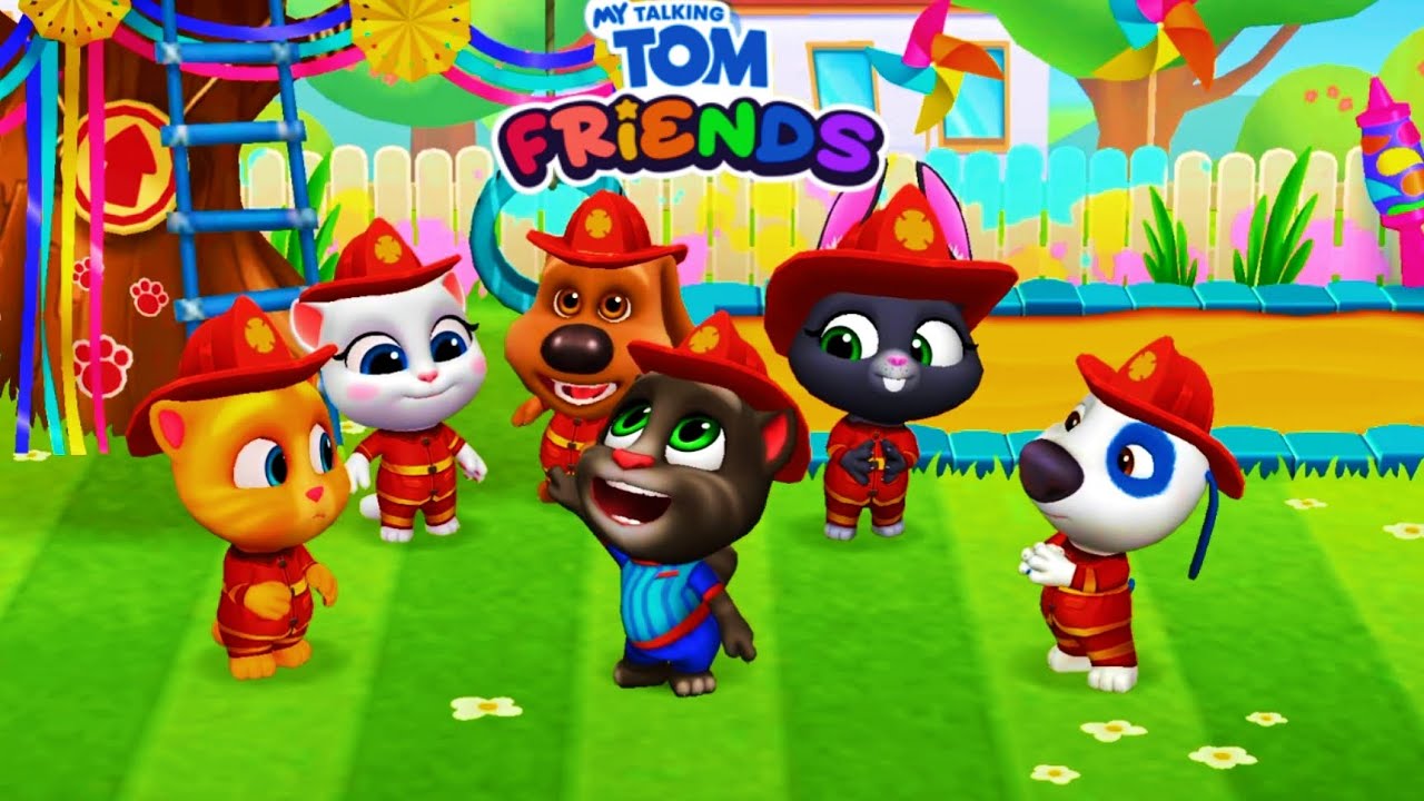 It's "TOM PLAYING" !!! 😍 OMG, Football just hit Tom's Head, Is he