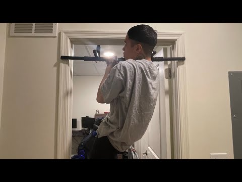HOW TO COMMANDO PULL-UP