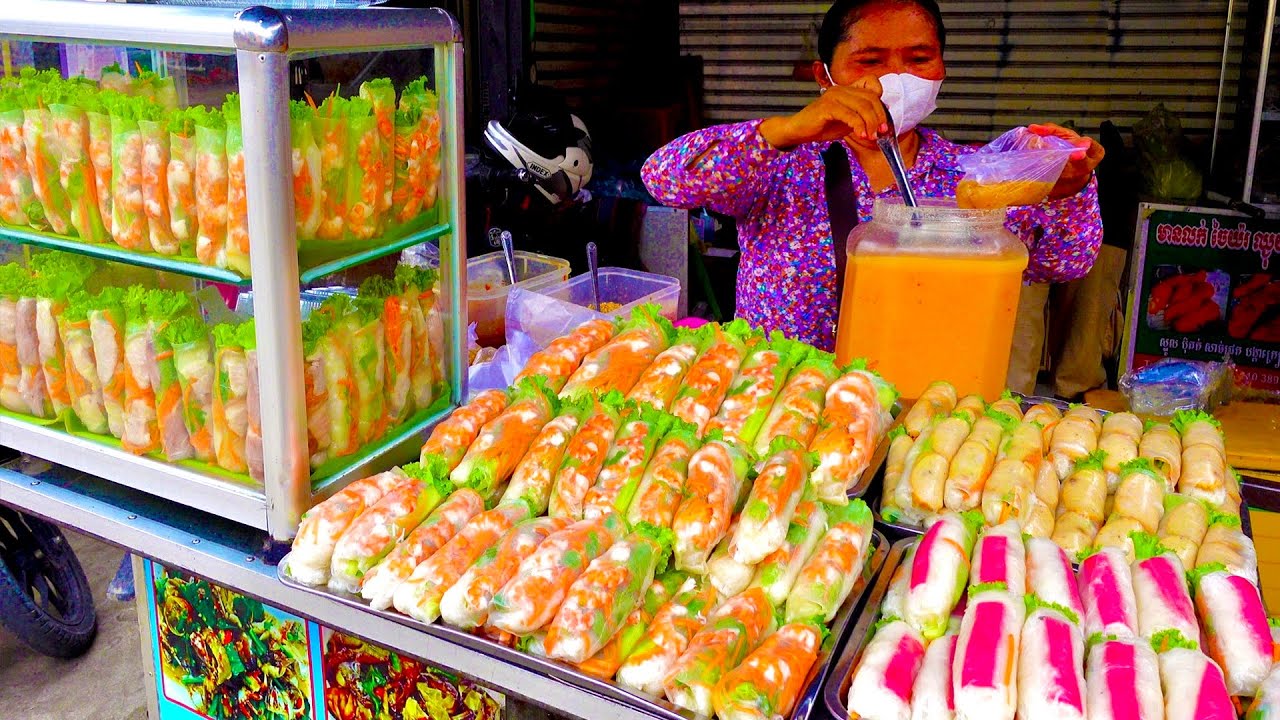 Taste of Phnom Penh ! The BEST Local Street Food that Costs Under $2