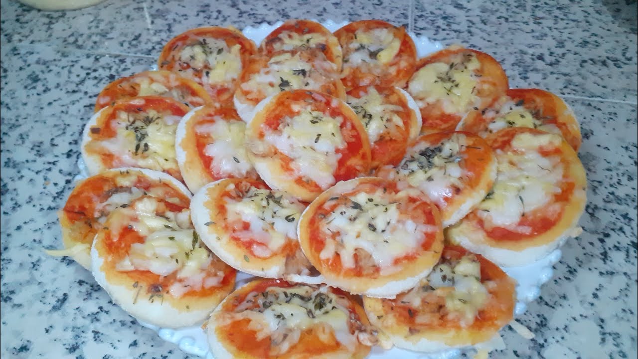 بيتزا بعجينة ناجحة جدا و سهلة 