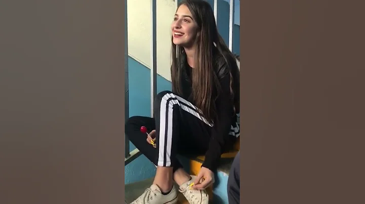 Karina Galvan - Reza